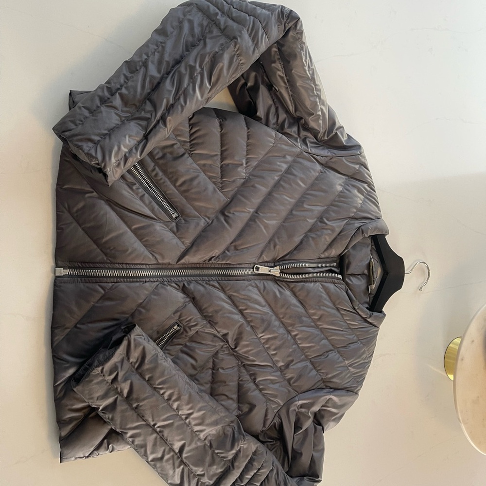 Athleta Bundle of five Women's Jackets -Black, Blue, Gray, Silver Size:M 
EUC - Picture 6 of 13